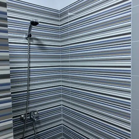 Kris In Plazh Durrës